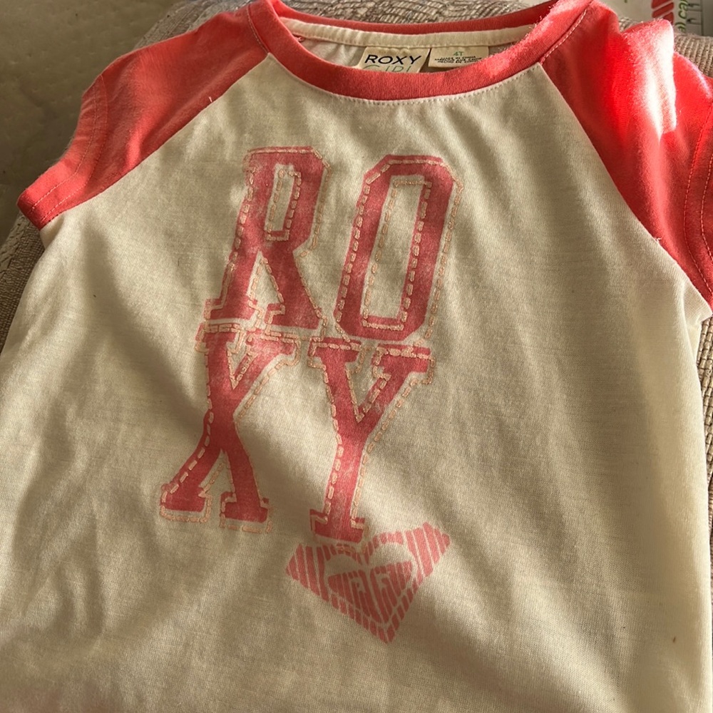 Roxy very cute T